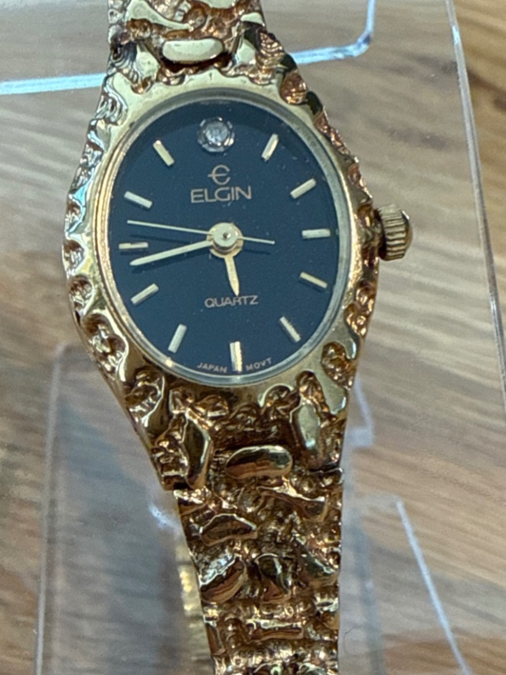 Vintage Elgin Quartz Ladies Watch Gold Nugget Band Diamond Black Dial Runs